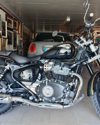 Royal Enfield Super Meteor 650 del 2025