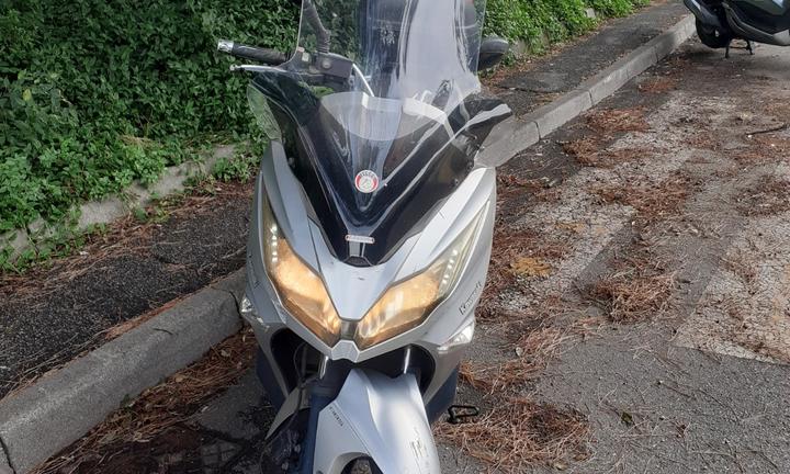 Kawasaki J300 - 2012