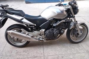 Honda cbf 600