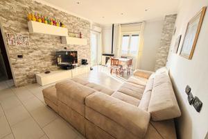 Trilocale luminoso al secondo piano