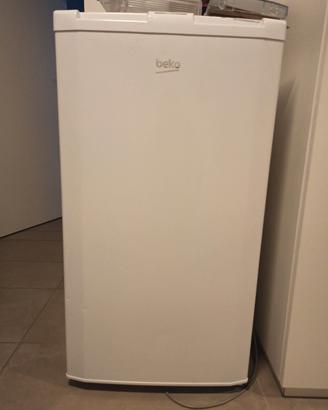 Congelatore verticale Beko 117 litri