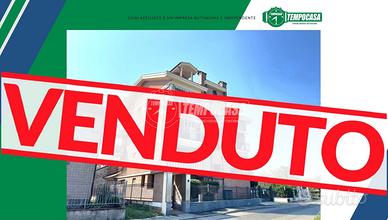 LUMINOSO TRILOCALE IN CONTESTO SIGNORILE SENZA BAR