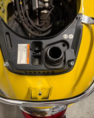 Maniglione posteriore originale Piaggio Vespa GTS
