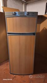Dometic frigorifero trivalente camper