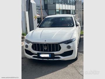 MASERATI Levante V6 430 CV AWD S ERMENEGILDO ZEGNA