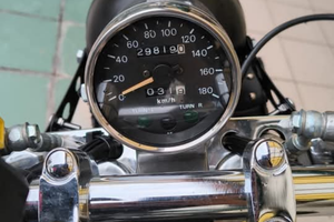 Suzuki intruder 800 custom