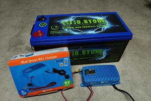 Batteria Litio 100 ampere 24 volt con Victron