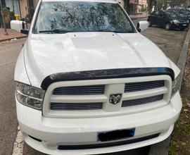 Dodge 2011 405 cv cassone lungo motore 5700 v8