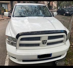 Dodge 2011 405 cv cassone lungo motore 5700 v8