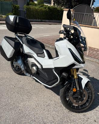 Honda xadv 750 travel