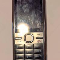 5 telefoni vecchi e nuovi