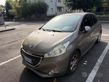 Peugeot 208 manuale perfetto per principiante