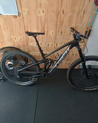 trek slash 8 