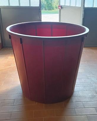 Mastello in  plastica per vini, liquidi, piante
