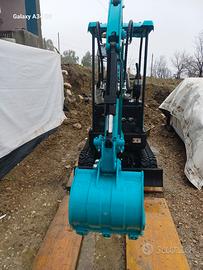 Escavatore nuovo Kubota D 722