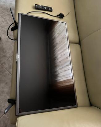 TV LG 32” SMART
