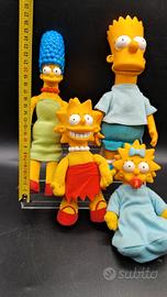 Set 4 personaggi Simpsons marge Bart lisa maggie