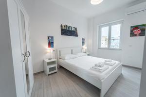 Bivano con balcone via donoratico