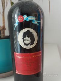 Diego Armando Maradona, 
Vino tinto
