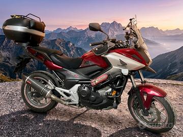 Honda NC 750 (2018) - 16.000 km - Full Optional