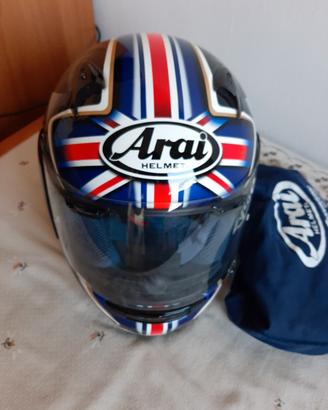 Arai Viper GT, nuovo mai usato, 190 euro. 