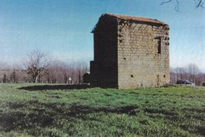 Rustico / Casale di 80 m² con 4 locali a Cave