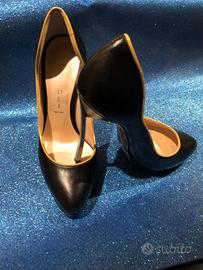 Décolleté Casadei Blade Pump