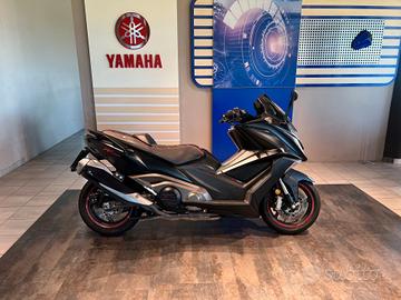 Kymco AK 550