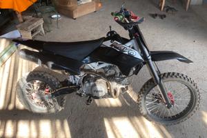 Pit bike 140 cc