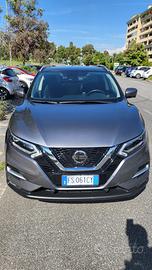 NISSAN Qashqai 1.2 DIG−T N−Connecta