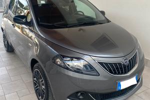 Lancia Ypsilon Hybrid