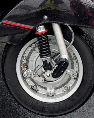 Cerchi F.A con gomme vespa