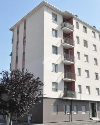 2 LOCALI A SETTIMO TORINESE