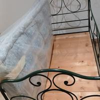 Lettino in ferro fine Ottocento