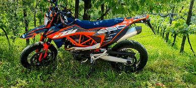 KTM 690 SMCR 2024