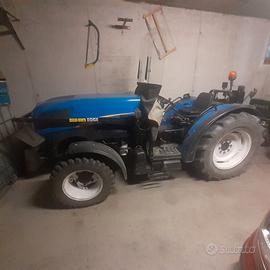 trattore new holland T4020V