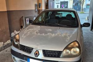 Renault Clio 2003