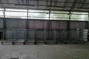 Carrelli/cestoni con ruote/rollcontainer