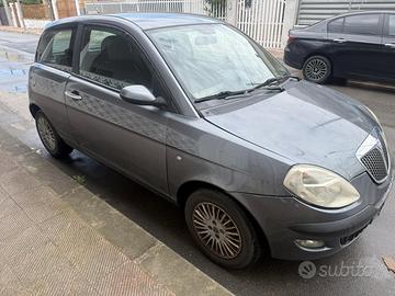 lancia ypsilon 2006
