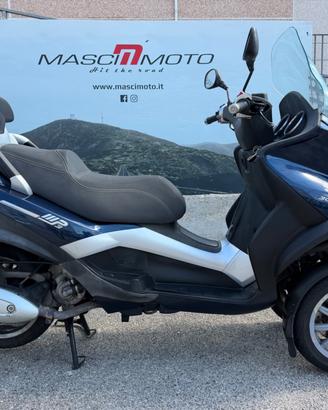 Piaggio MP3 300