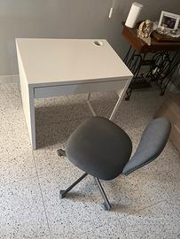 TAVOLO ikea (micke)  50X70 completo di SEDIA ikea