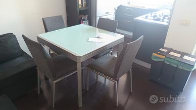 Tavolo e 4 sedie Calligaris 