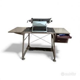 Macchina da scrivere Olivetti Diaspron 82