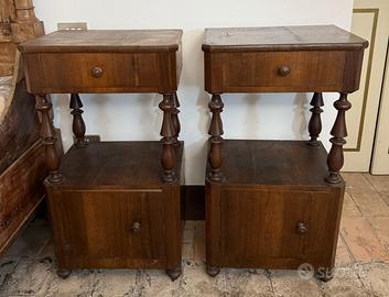 Coppia comodini antichi 1800 legno massello