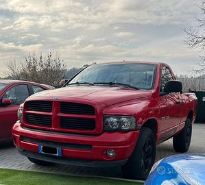 Dodge Ram 5.7 V8 HEMI 4X4