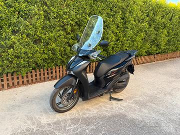Honda sh 125 sport