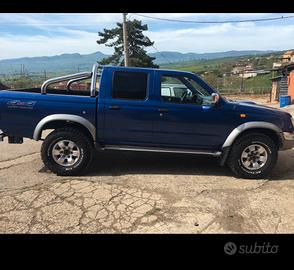 Nissan navara