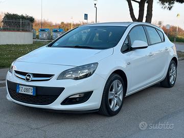 Opel Astra 1.4 GPL 2015 Euro6