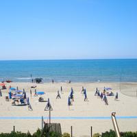 Due appartamenti sul mare