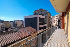 Via C. San Vito - 4 vani ed acc